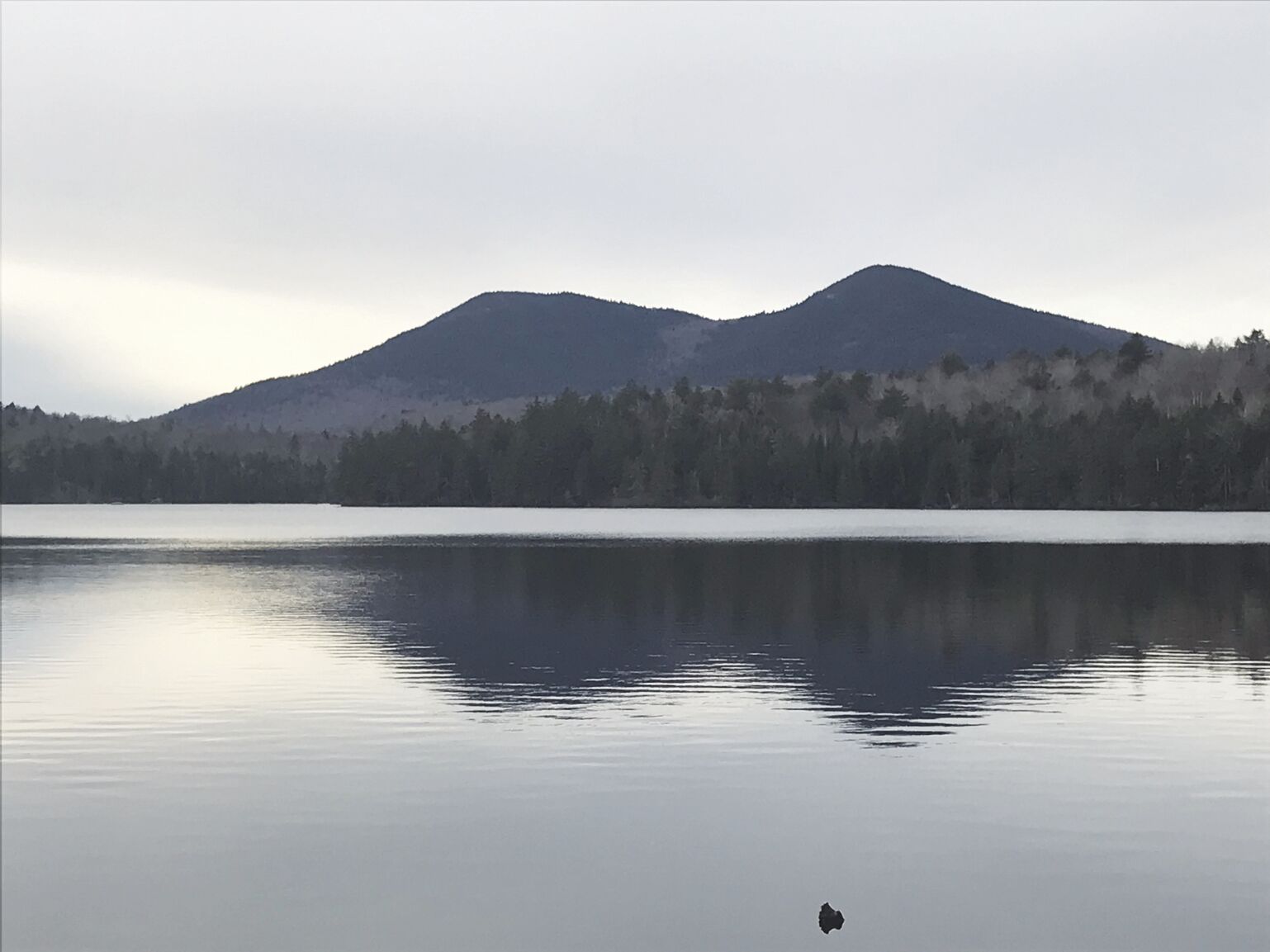 A mountain stroll before winter arrives